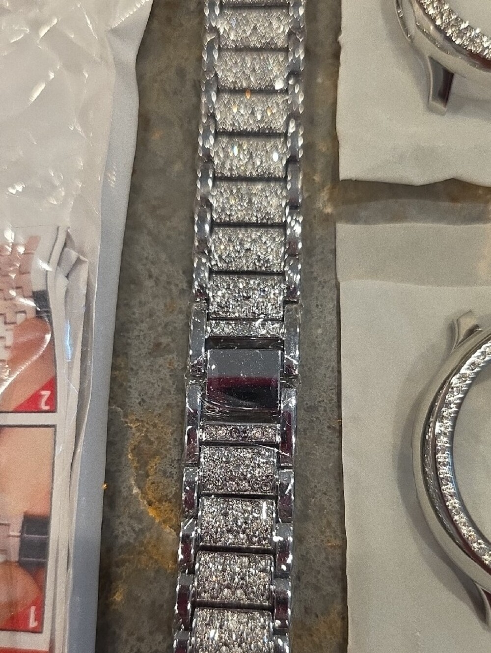 Samsung Smartwatch - Picture 4 of 4
